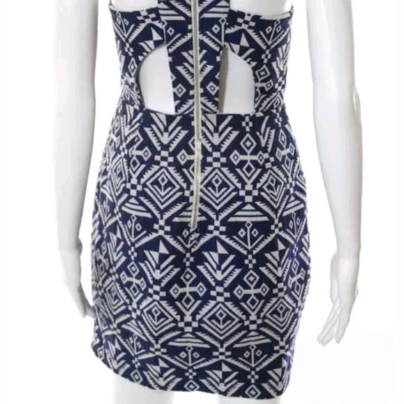 Dolce vita cutout geometric shape sleeveless dress - Picture 8 of 8